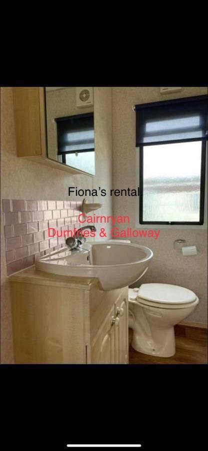 Fiona,S Rental Caravan In Cairnryan -D & G Странрар Екстер'єр фото